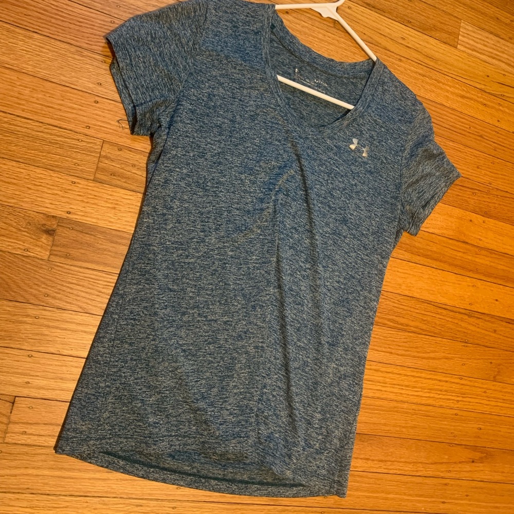 Under Armour athletic t-shirt in bluish-gray size small.
